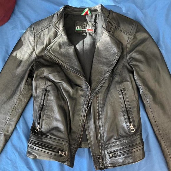 Softest Black Italian leather Jacket xs - Picture 2 of 4